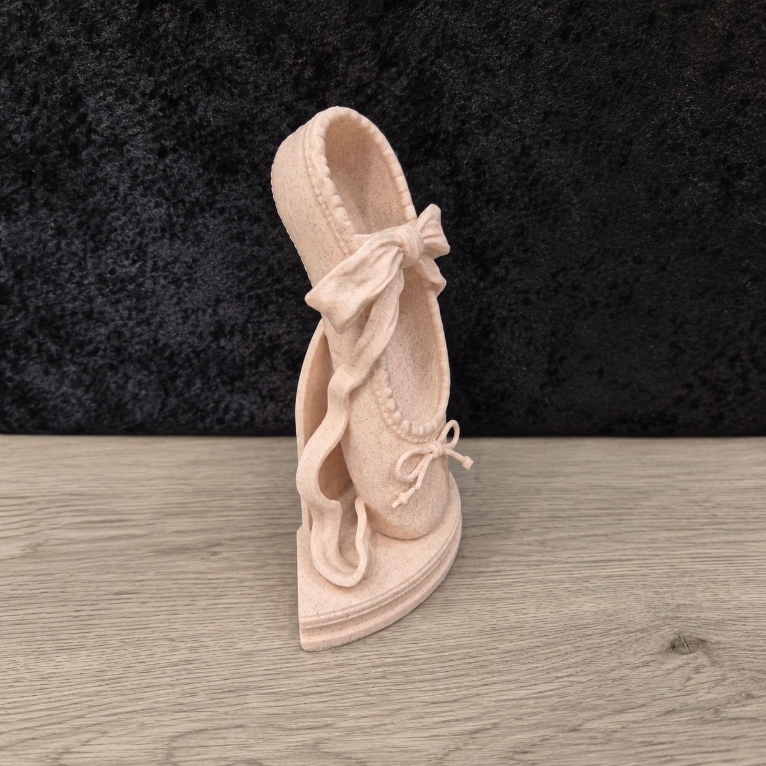 Ballet Pointe Shoe Bookends with Arch (STL File)