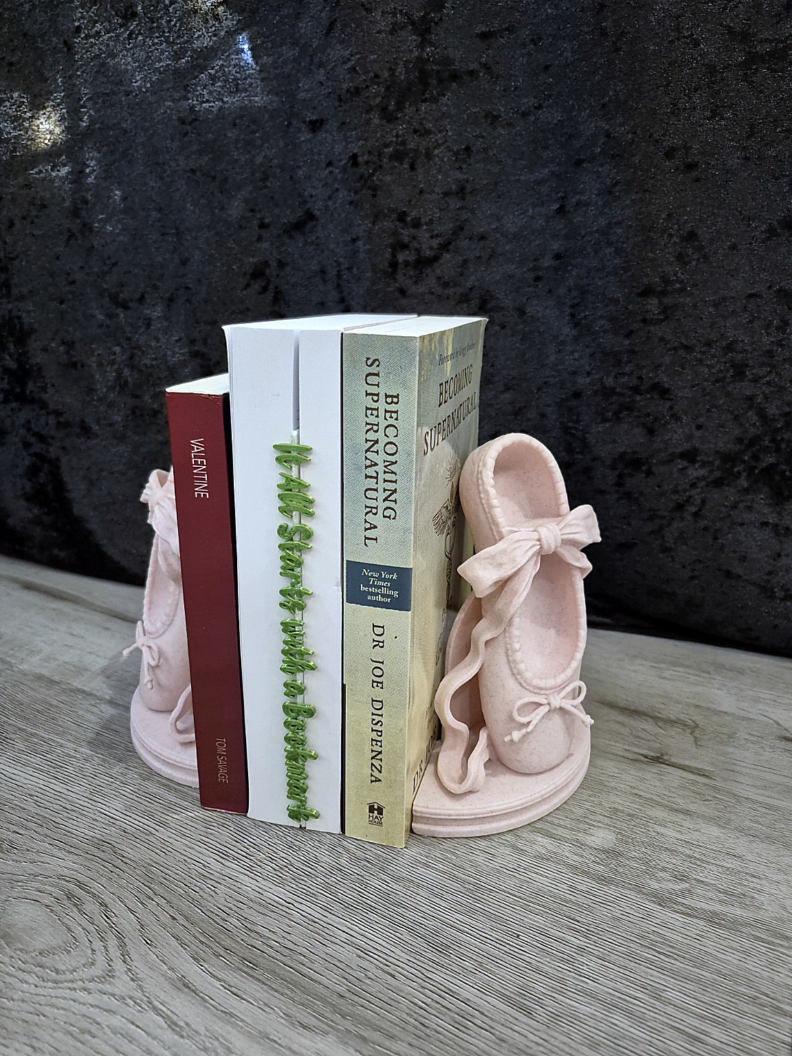 Ballet Pointe Shoe Bookends with Arch (STL File)